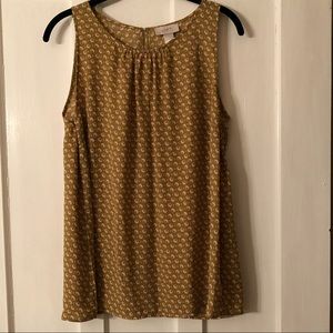 Women’s sleeveless blouse